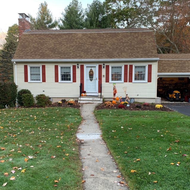 Vinyl Siding Before Shot