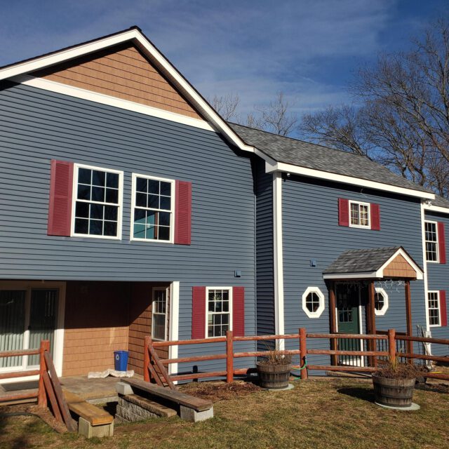 vinyl siding RI, vinyl siding rhode island, certainteed vinyl siding, mastic vinyl siding, siding contractor ri, siding installer rhode island, general contractor ri, siding company rhode island